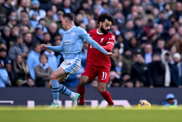 他凭借在 他凭借在