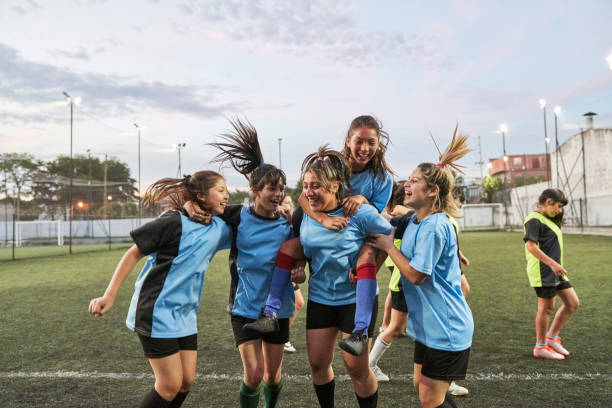 亚马尔高强 亚马尔高强